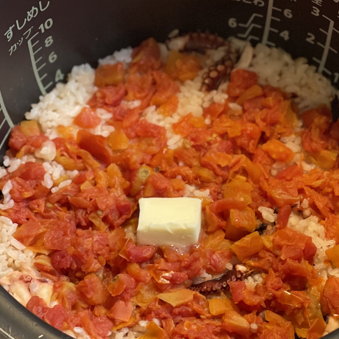 オーガニック冷凍カット野菜でつくるたこトマト炊き込みご飯